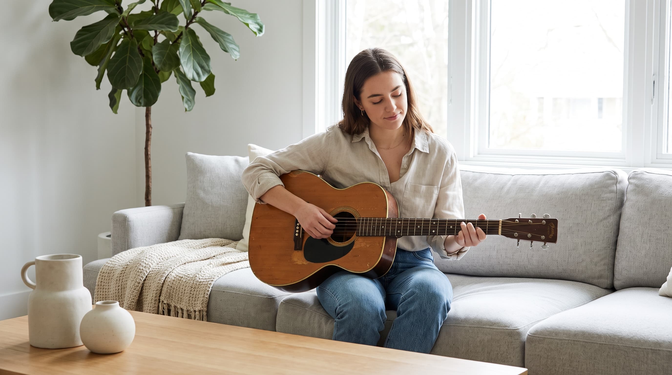 touche de guitare acoustique